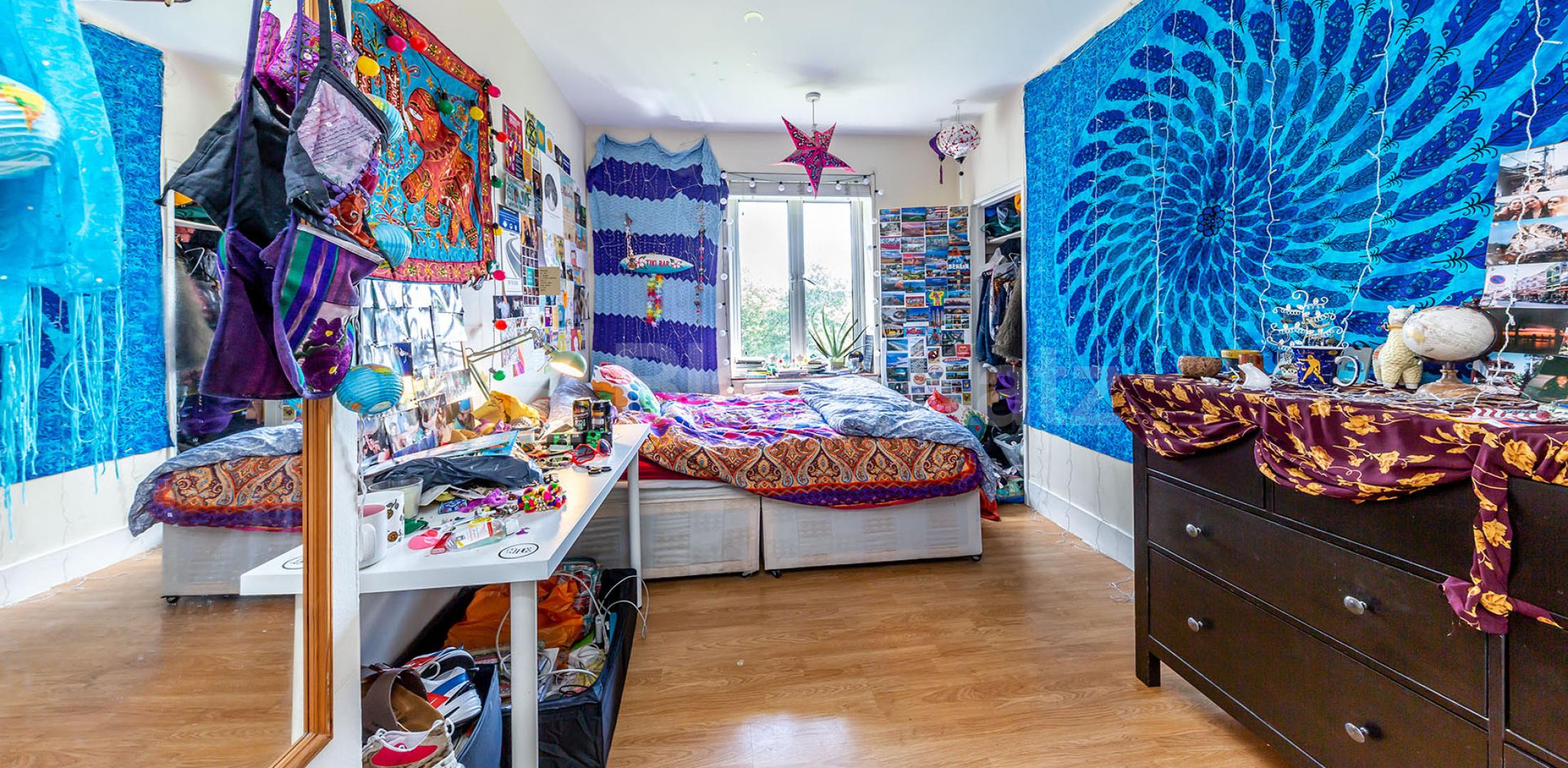 			4/5 BED IN CAMDEN!, 4 Bedroom, 1 bath, 1 reception Flat			 Crowndale Road , CAMDEN